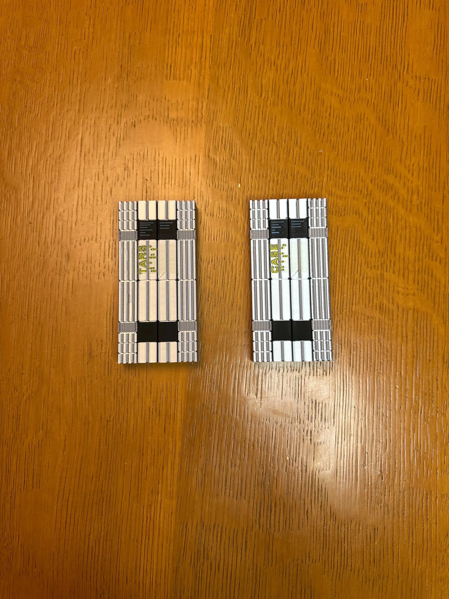 TARS & CASE Figurines – 3D Printed Magnetic Desktop Toys