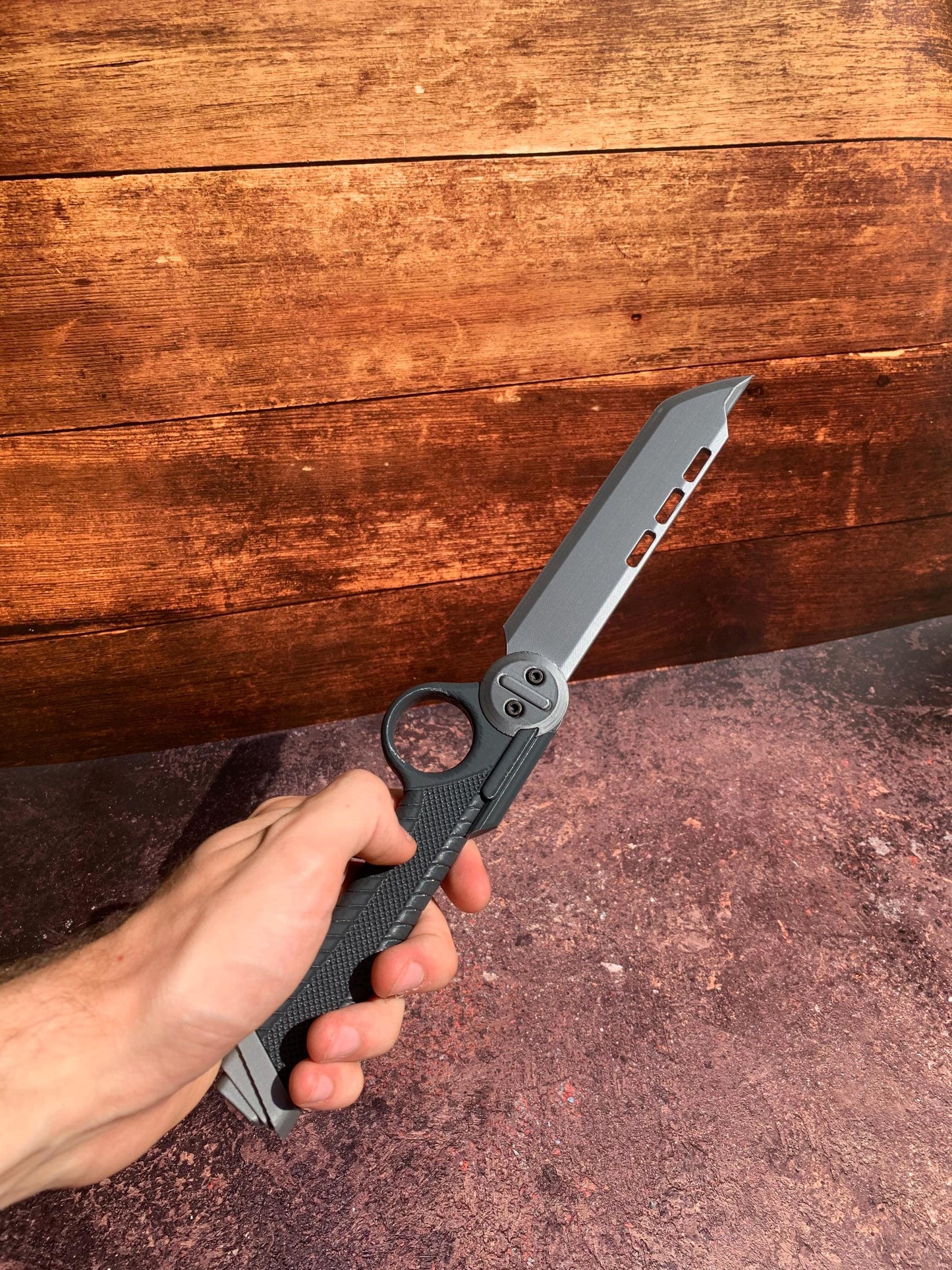 Vibroblade Cosplay Replica Prop