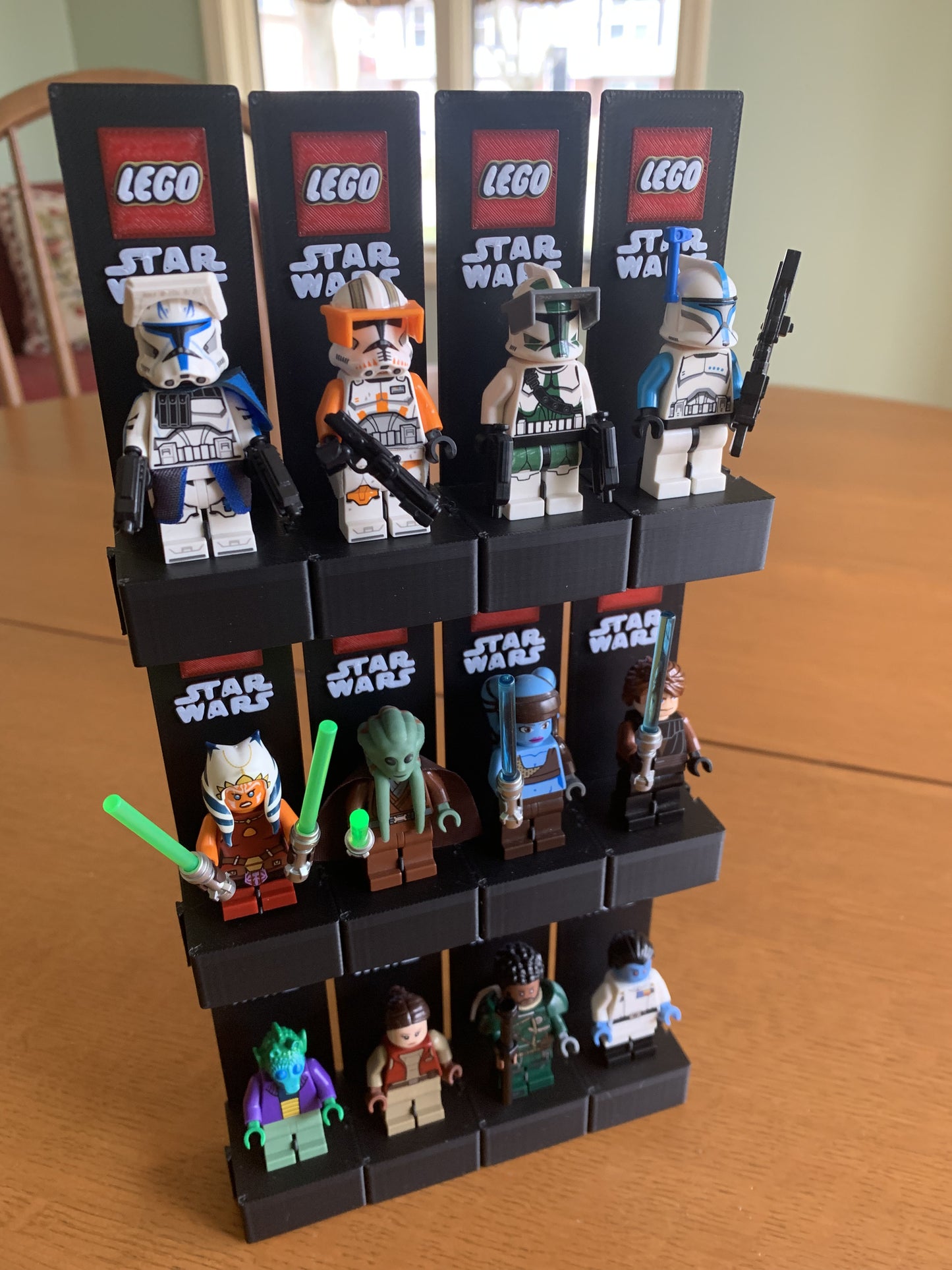 Brick Figure Stand | Connectable and Stackable