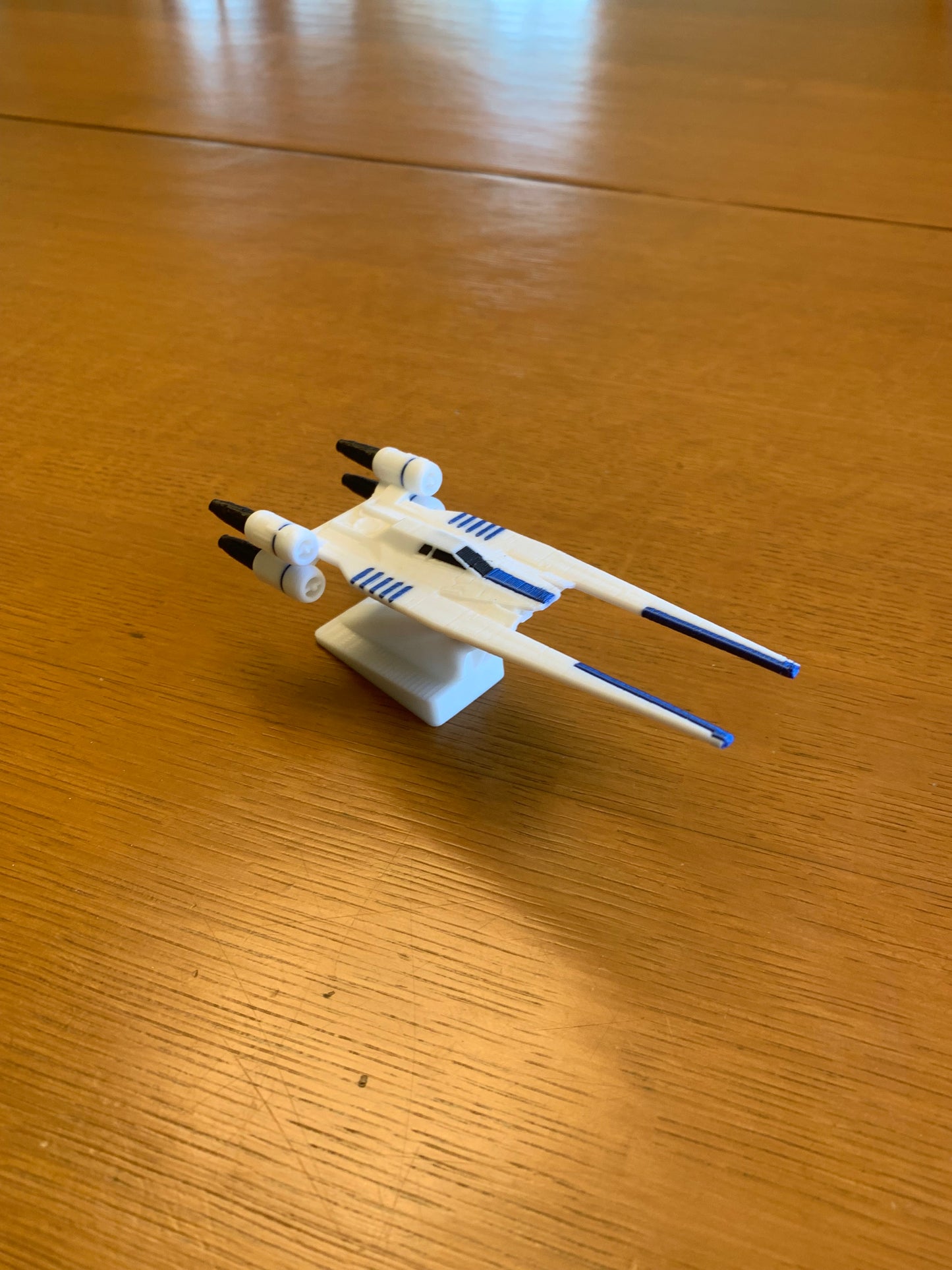 U-Wing Starfighter Car Dashboard Drift Ornament