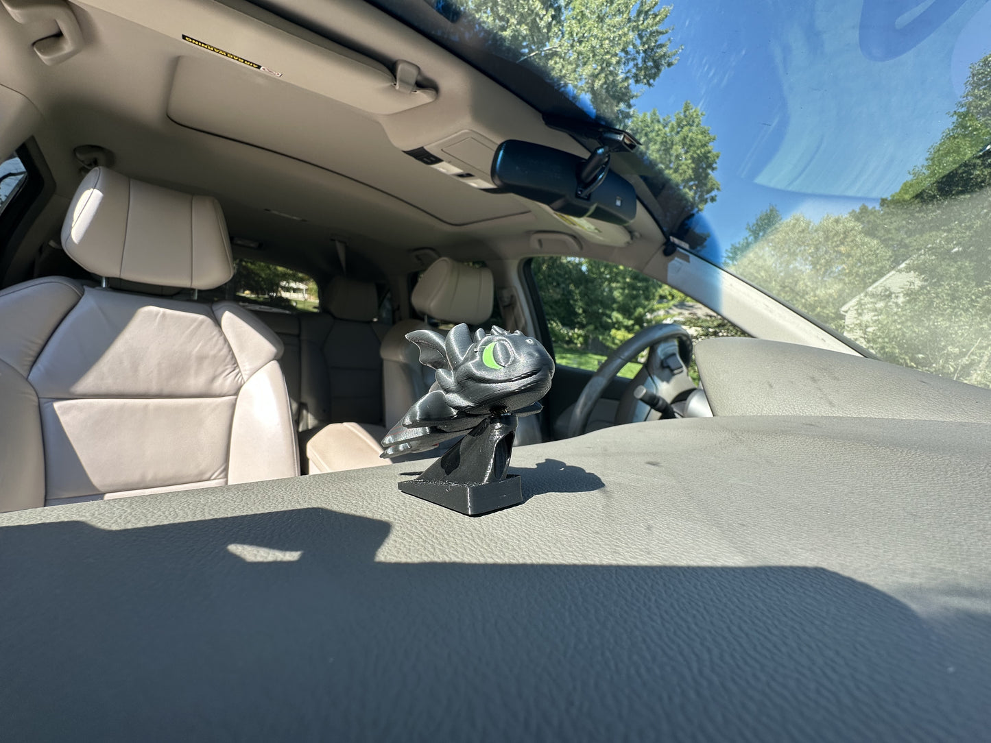 Toothless Dashboard Drift Ornament – How to Train Your Dragon Car Decoration